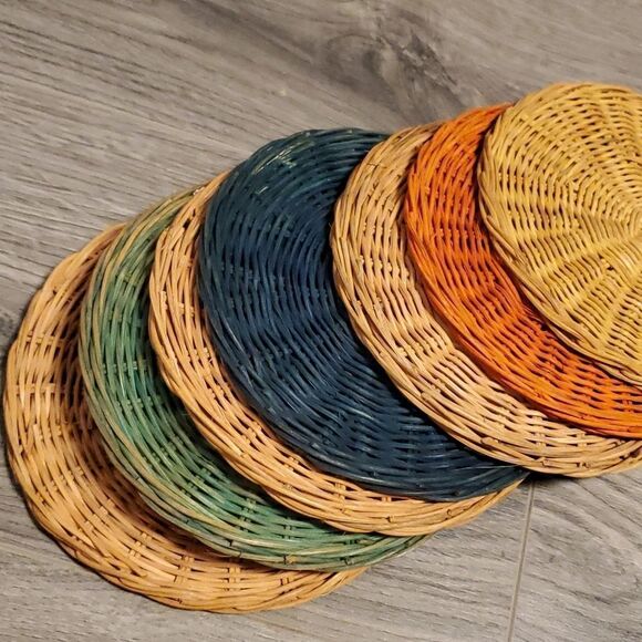 GUC Vintage Wicker Set of 7 Hot Discs - Picture 2 of 3